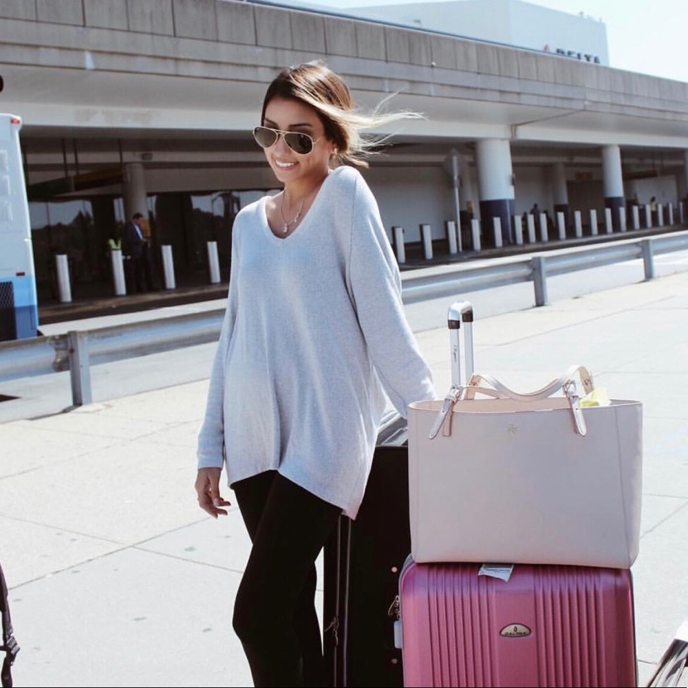 Gray long sleeve top
